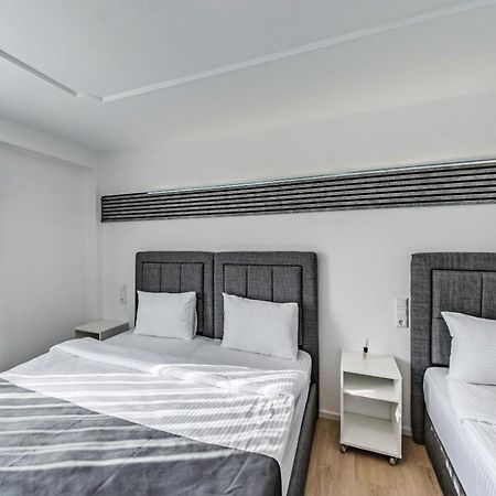 Dido Diamond Hotel Dietzenbach Exterior foto